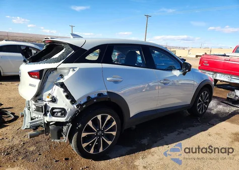 2019 Mazda Cx-3 Touring z USA, uszkodzony, nr VIN JM1DKDC7XK1447153